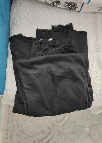 Dantel Detay Premium Siyah Suprem Pijama Takımı - Görsel 3