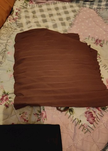 Kadın Kahverengi Piliseli Midi Kumaş Pantolon - Görsel 3