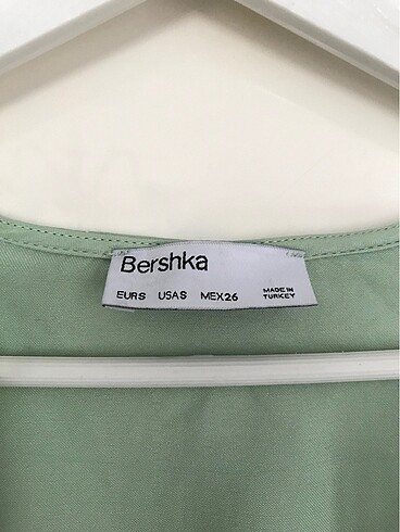 s Beden Dantelli su yeşili crop üst