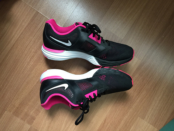 39 Beden Nike Fitsole Tri Fusion Spor Ayakkabı