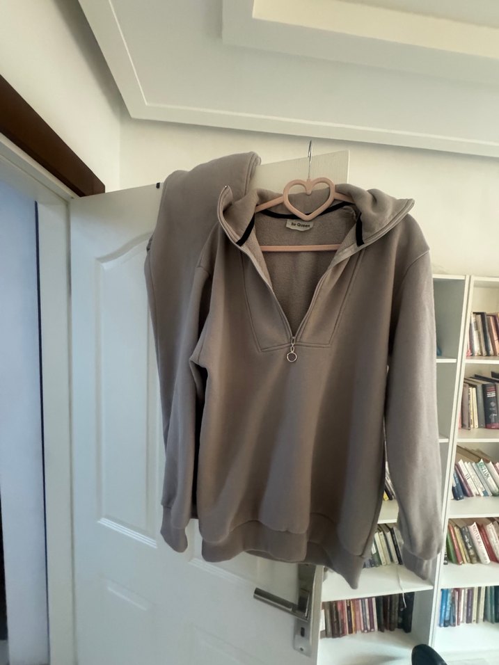 Gri Yüksek Yakalı Kadın Eşofman Takımı - Görsel 2