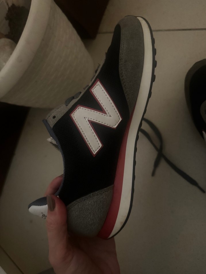New Balance 410 Gri Süet/Örgü Spor Ayakkabı - Görsel 2