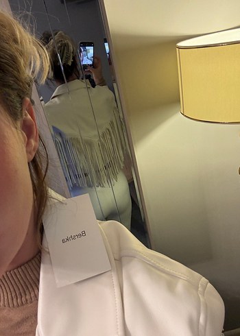 Beyaz Püsküllü Uzun Halter Yaka Kadın ceket - Görsel 3