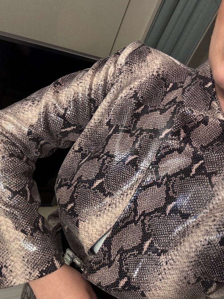 Yılan Desenli Uzun Gri trenckot - Görsel 2