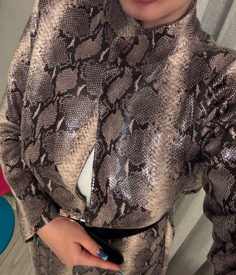 Yılan Desenli Uzun Gri trenckot - Görsel 4