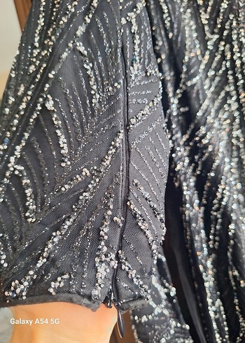 Uzun Siyah Bağlamalı Kadın Elbisesi - Görsel 8