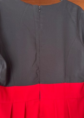 Kısa Kollu, Pilili Midi Ofis Elbisesi - Görsel 7