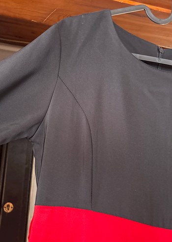 Kısa Kollu, Pilili Midi Ofis Elbisesi - Görsel 4