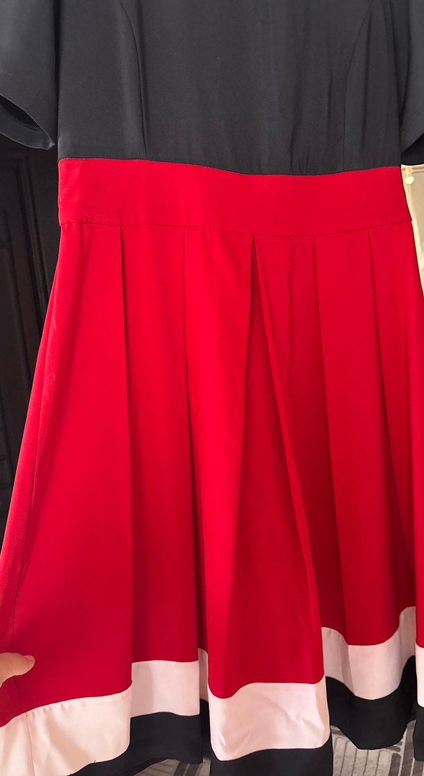 Kısa Kollu, Pilili Midi Ofis Elbisesi - Görsel 2