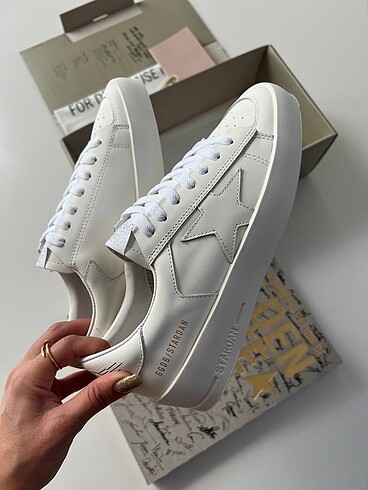 GOLDEN GOOSE DELUXE