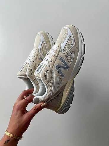 39 Beden NEW BALANCE 990V4