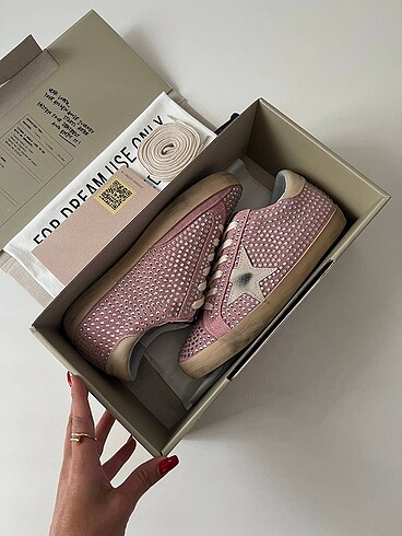 40 Beden GOLDEN GOOSE DELUXE
