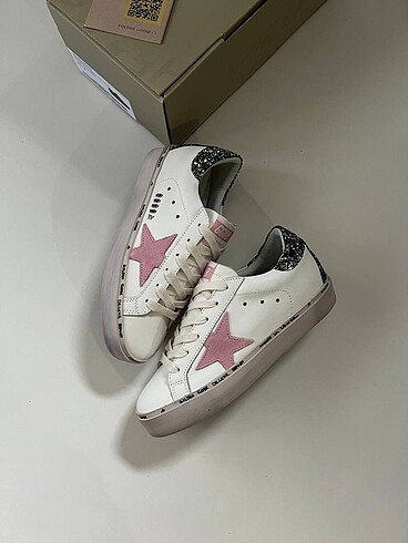 GOLDEN GOOSE DELUXE