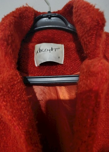 Kırmızı Uzun Peluş Kaban - Görsel 2