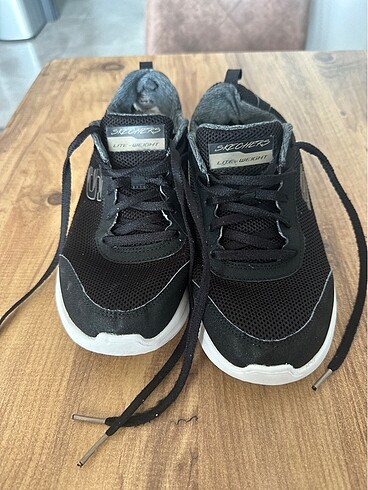 Skechers