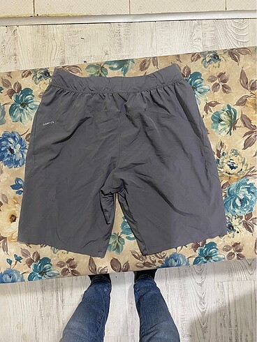 s/m Beden gri Renk Decathlon şort