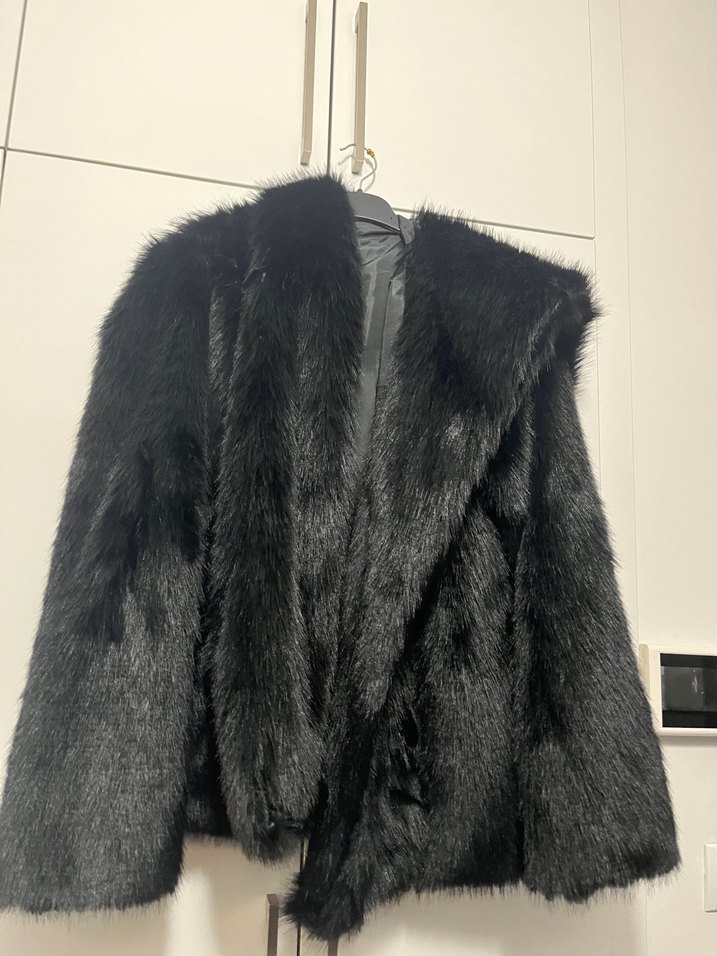 Kapüşonlu Kadın Kürk Detaylı Midi Ceket - Görsel 5