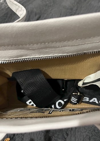 Beyaz Deri Fermuarlı Street Style Çanta - Görsel 2