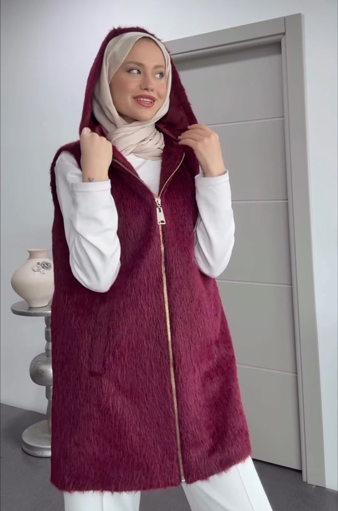 Kürklü Kapüşonlu Bordo Kadın Yelek - Görsel 2