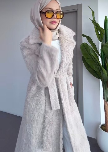 Siyah Uzun Kollu Peluş Kadın Kaban - Görsel 2