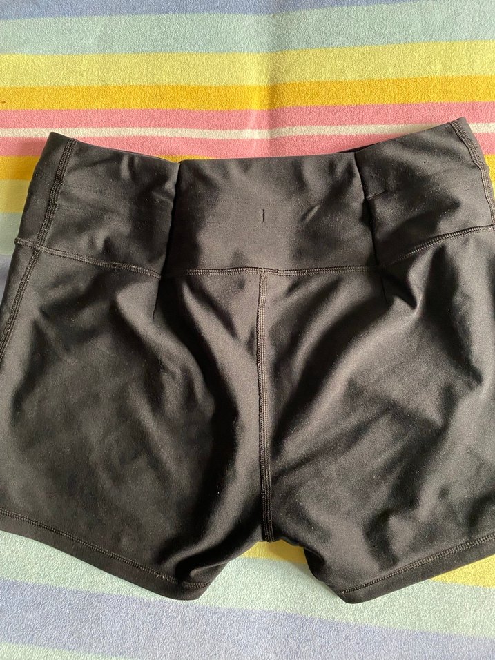 Siyah Kadın Spor Mini Şort Under Armour - Görsel 2