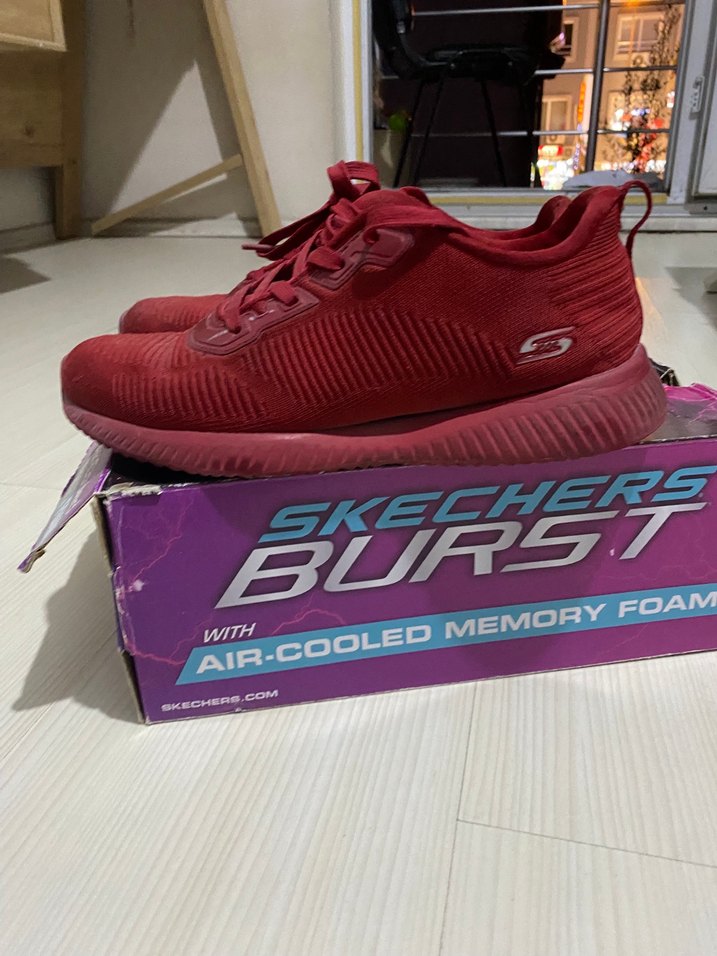 Kırmızı Skechers Wedge Topuklu Spor Ayakkabı - Görsel 3
