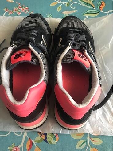 39 Beden Orjinal new balance kadın spor ayakkabı