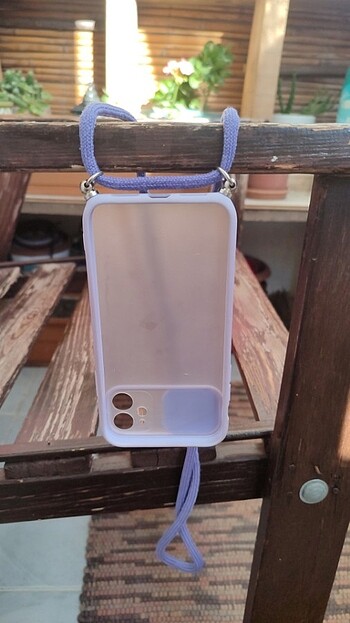 İphone 11 64 gb boyundan askılı tlf kabı