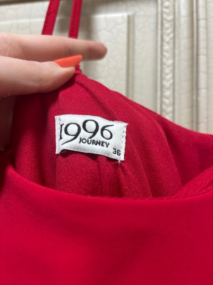 Kırmızı Askılı Tulum - Görsel 4