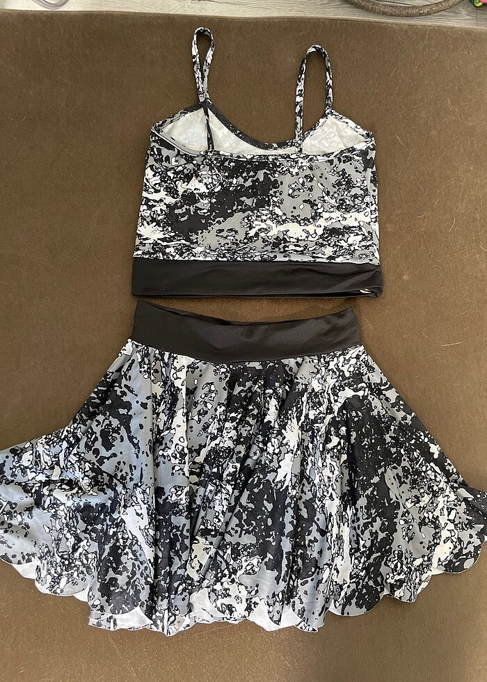 Mayo kumaşından mayo üstü giyilen takım - Görsel 3