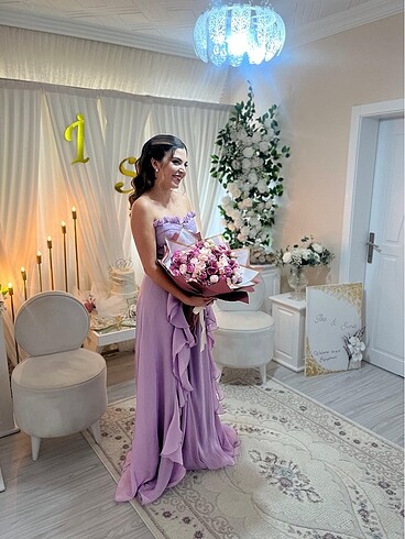 Lila Nişan Elbisesi