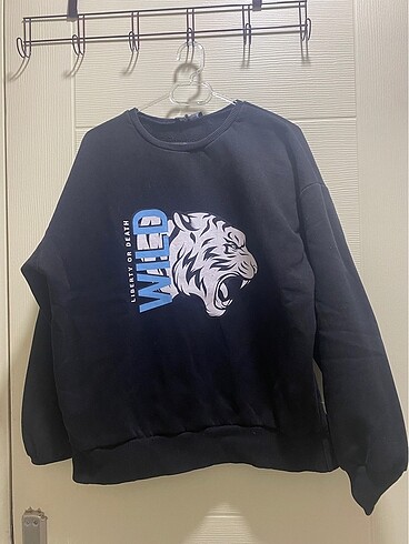 Baskılı Siyah Sweatshirt