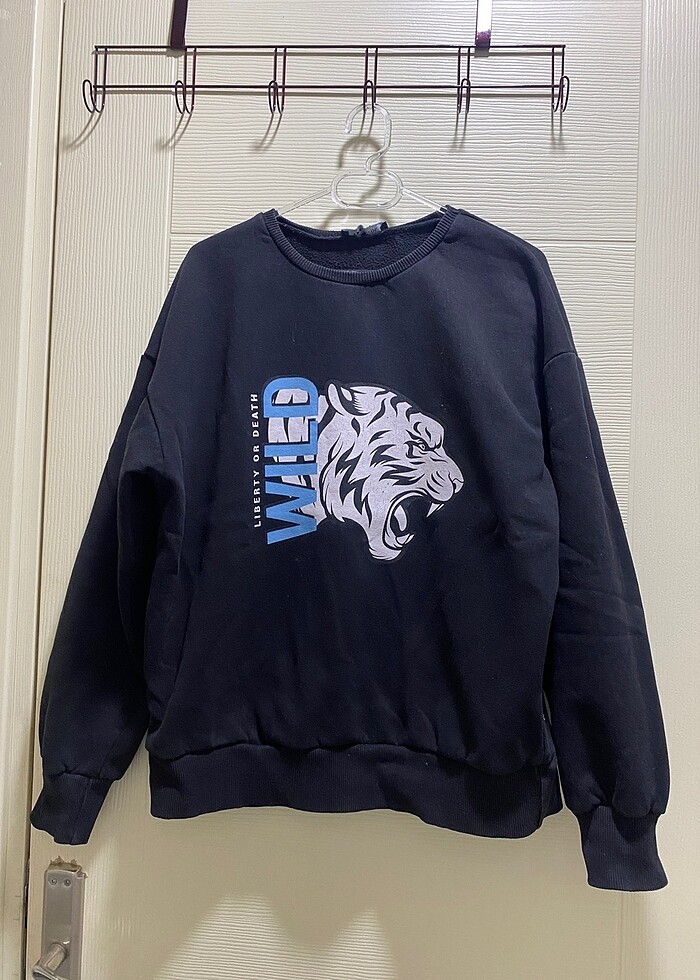 Baskılı Siyah Sweatshirt - Görsel 2