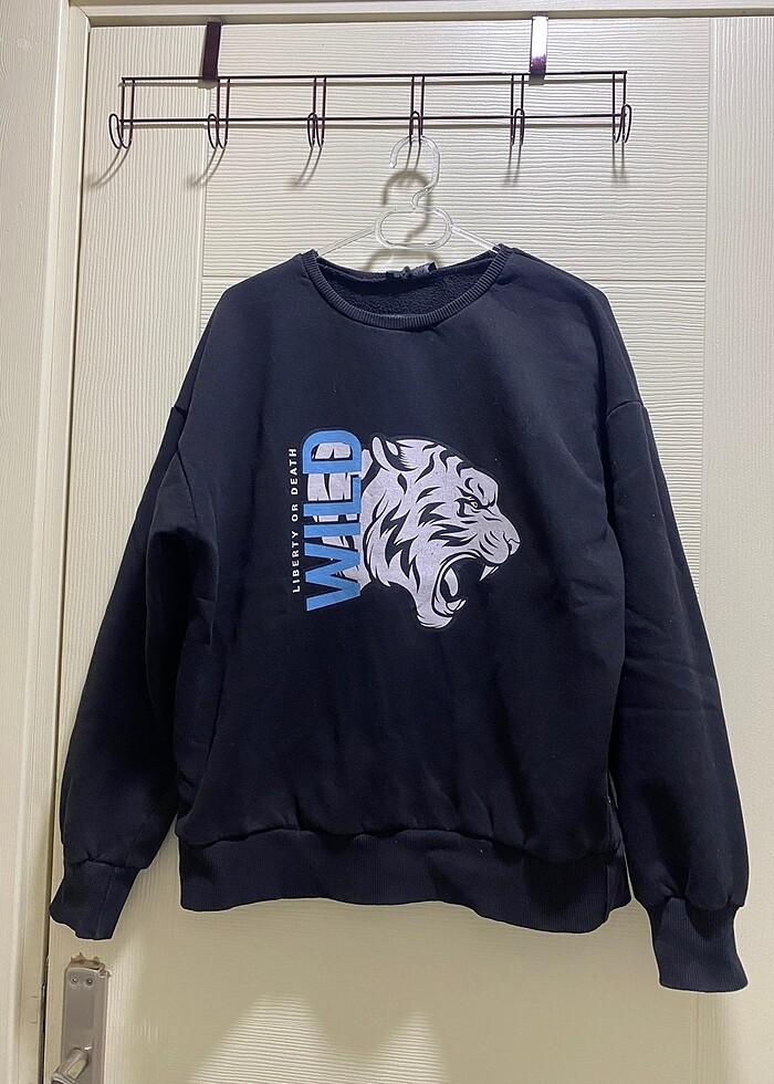 Baskılı Siyah Sweatshirt - Görsel 3