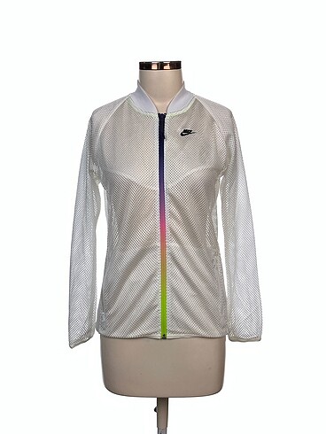 Nike Ceket %70 İndirimli.