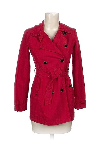 Bershka Trenchcoat %70 İndirimli.