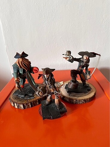 Disney infinity Karayip Korsanları 2 parça