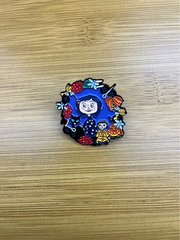 Caroline Pin