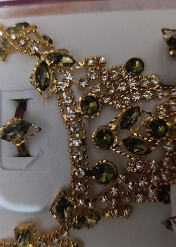 Altın Renkli İşlemeli Kadın Takı Seti - Görsel 2