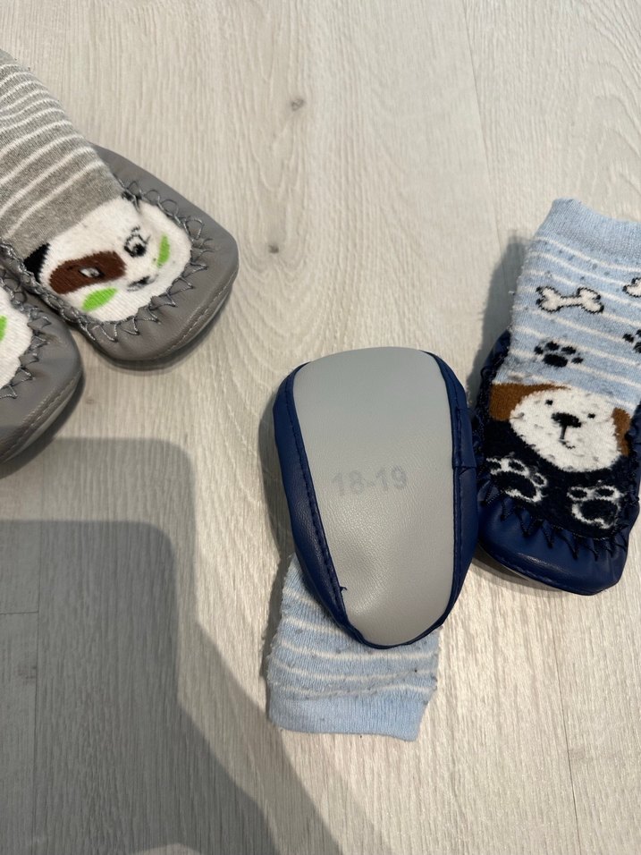 Gri Nakışlı Erkek Çocuk Örgü Sıcak Terlik - Görsel 2