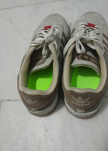 38 Beden Gri Kadın Spor Ayakkabı Velcro Detaylı