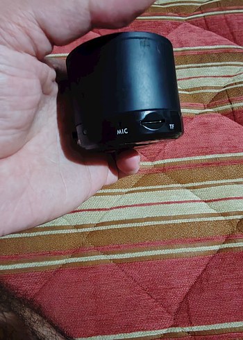 Küçük Siyah Bluetooth Hoparlör - Görsel 3