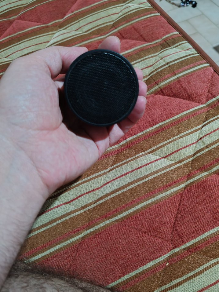 Küçük Siyah Bluetooth Hoparlör - Görsel 2