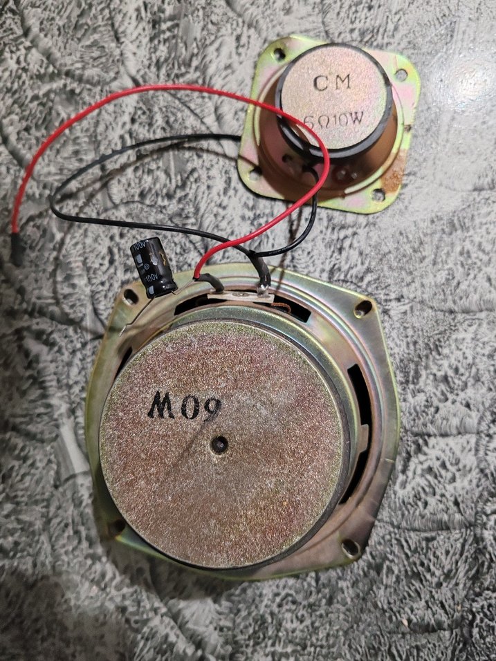 Gri Müzik Sistemi Hoparlörleri - Görsel 5