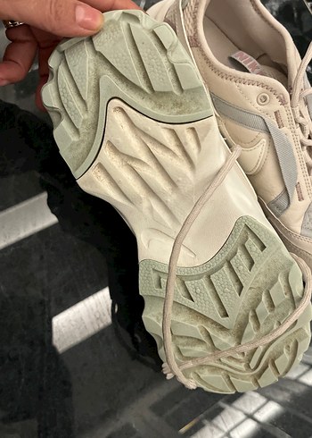 Nike Beyaz Gri Bağcıklı Kadın Spor Ayakkabı - Görsel 3