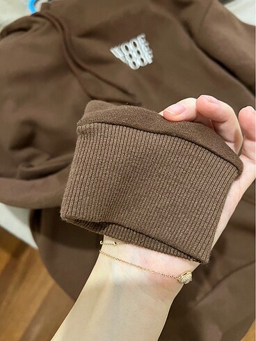 xs Beden Sweatshirt xxs kahve yeni hic bir sorunu yok.