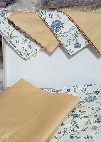 Beyaz Çiçek Desenli Nevresim Takımı - Görsel 2