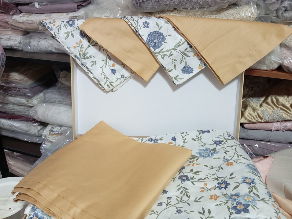 Beyaz Çiçek Desenli Nevresim Takımı - Görsel 2