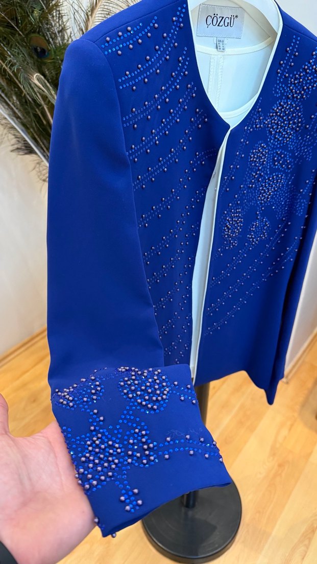 Boncuk İşlemeli Mavi Kadın Ceket - Görsel 2