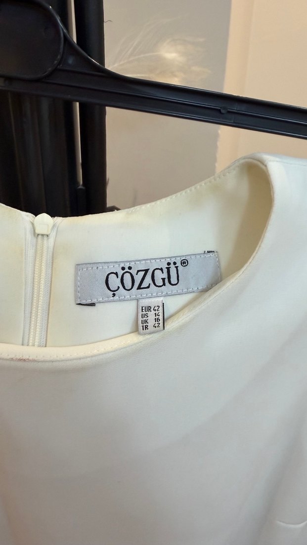 Nakış Detaylı Bej Uzun Kadın Elbise - Görsel 5